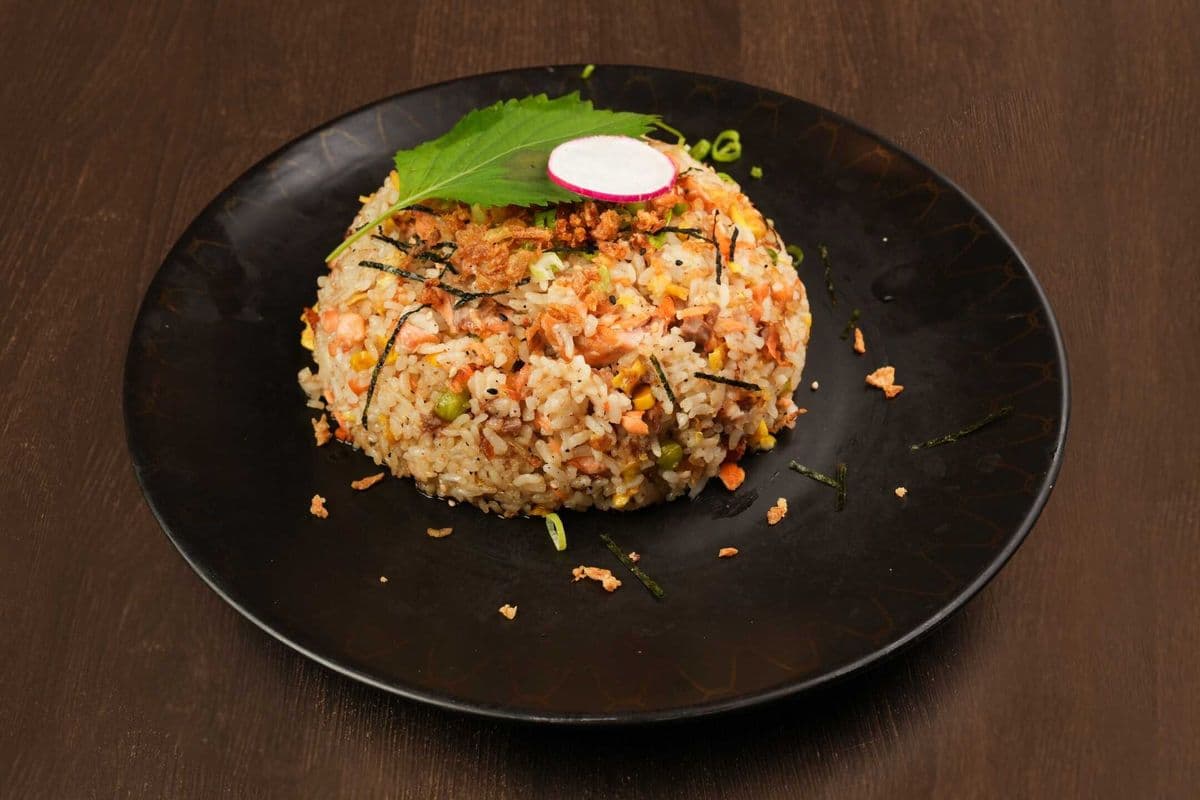 Ud28 Salmon Fried Rice 三文鱼炒饭