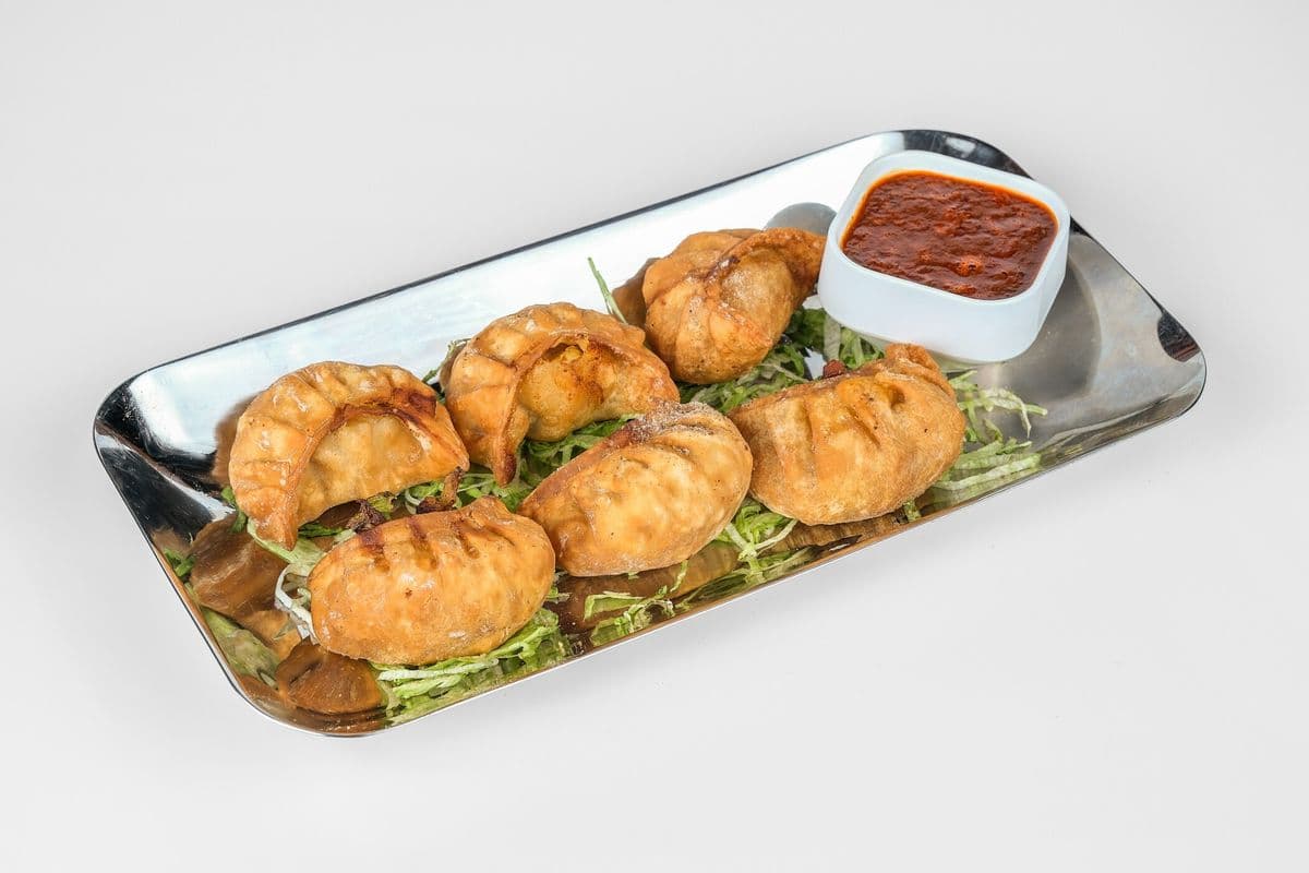 Momos