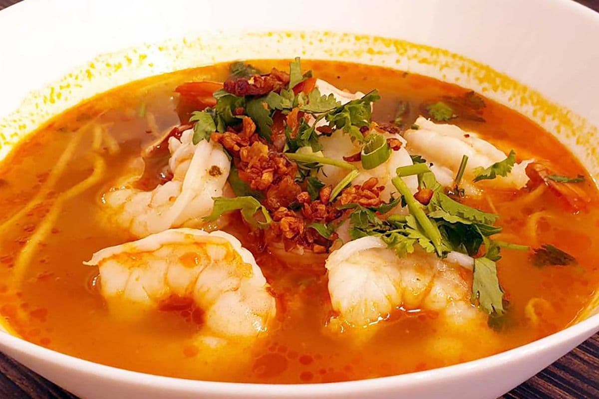 N4_Soupe de nouilles tom yum goong / Tom Yum Goong Noodles Soup