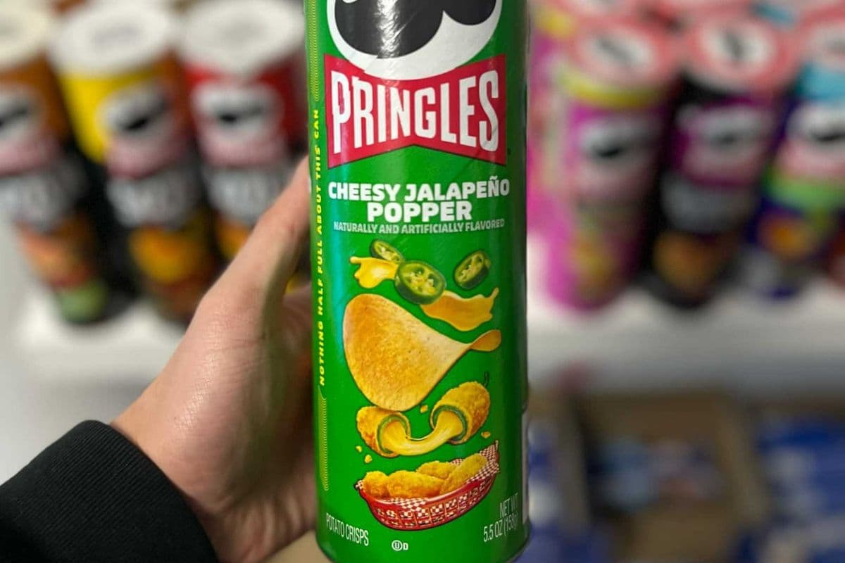 Pringles Cheesy Jalapeno Poppers - 158g