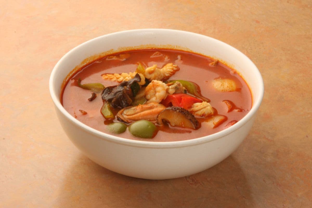 71. Spicy Seafood Noodle / 삼선 짬뽕 三鮮碼麵