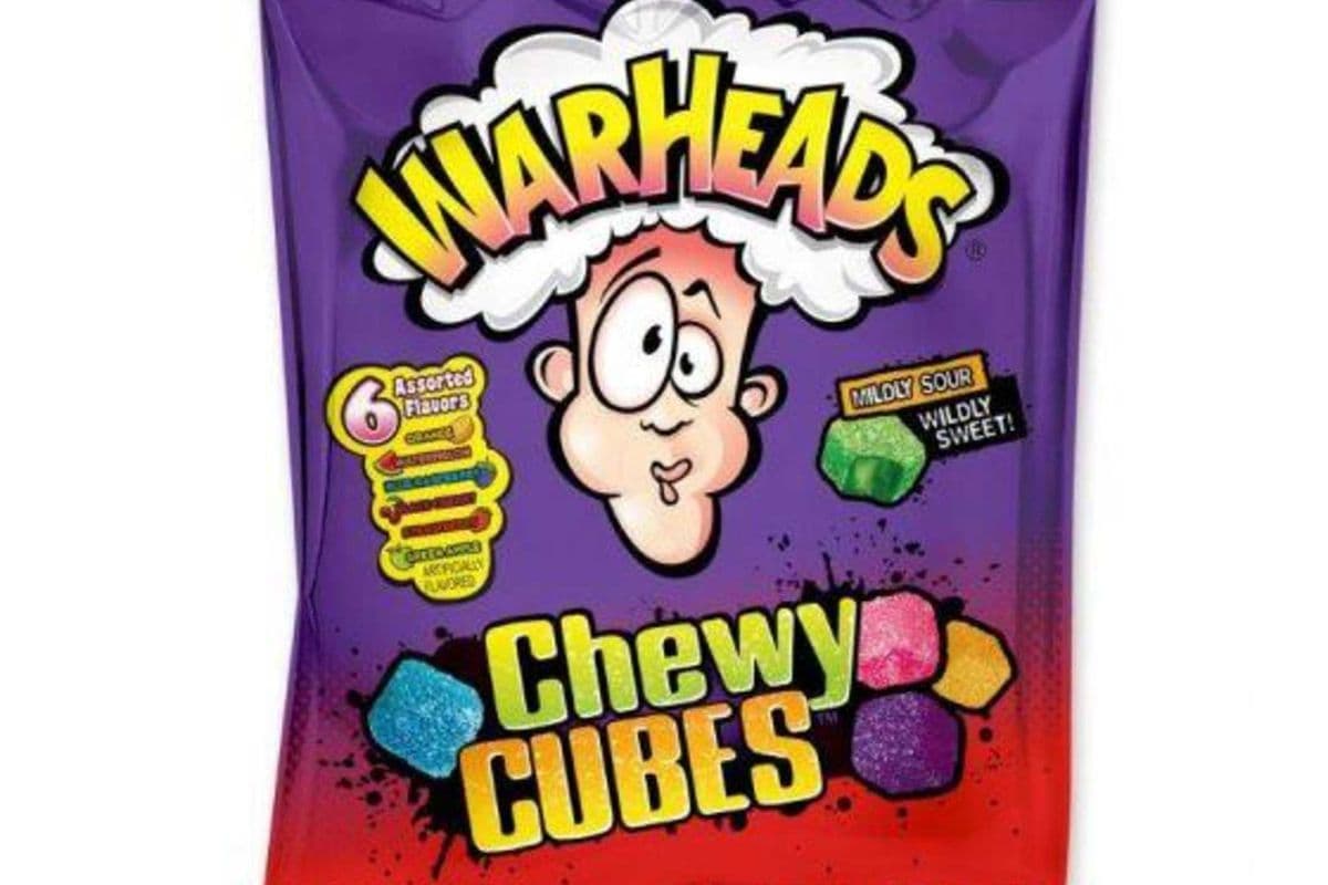Warheads Sour Chewy Cubes Candy (141 g)