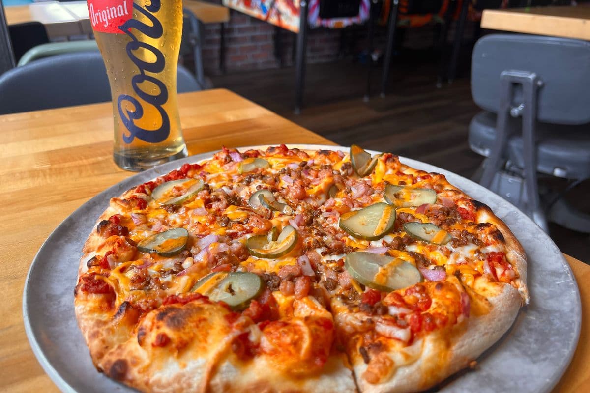 13” Build your own traditional pizza