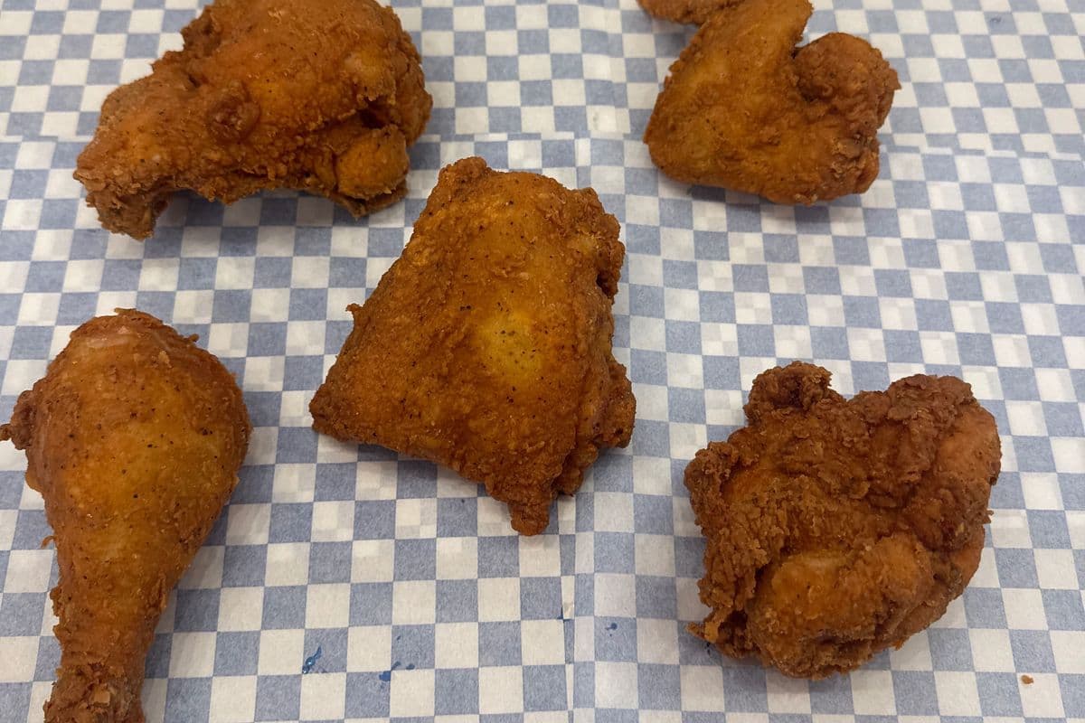 Broaster Chicken® Signature Delight (5 Piece)