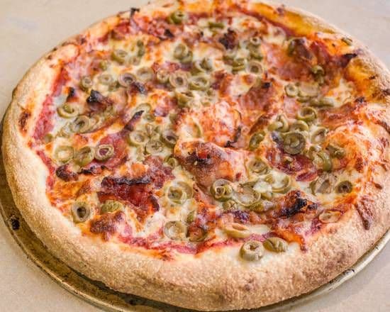 12" pizza avec 2 garnitures / 12" Pizza with 2 Toppings