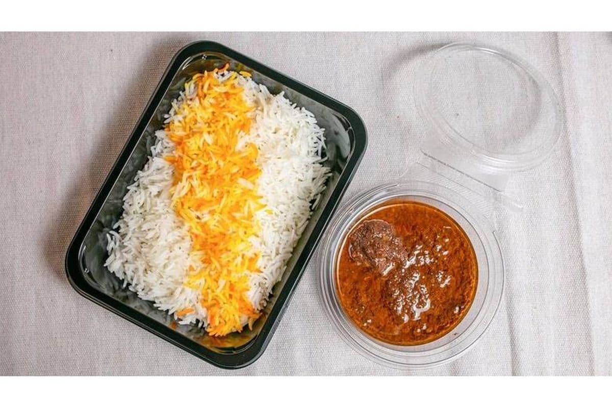 Bazaar • Fesenjan With Rice / Fesenjan Avec Du Riz