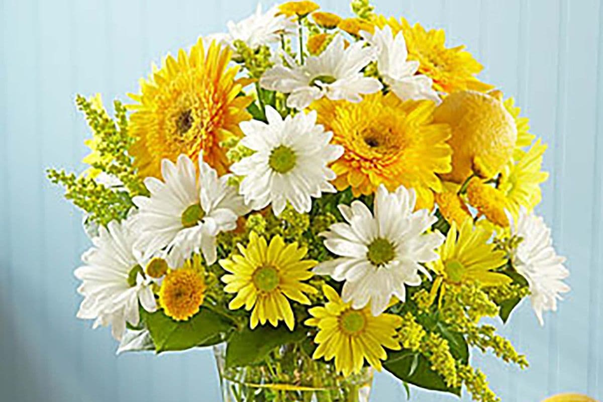 Make Lemonade - Spring Bouquet