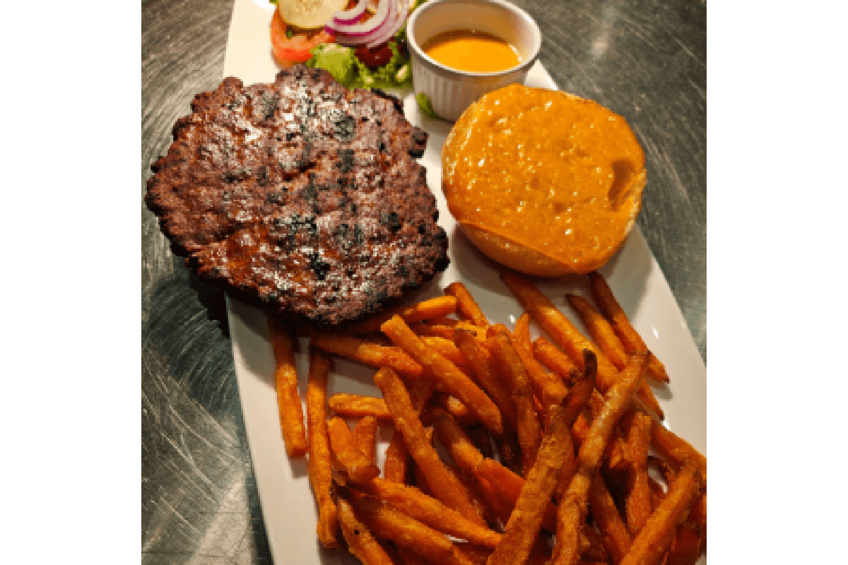 Bulgarian Kufte Burger (8 oz)