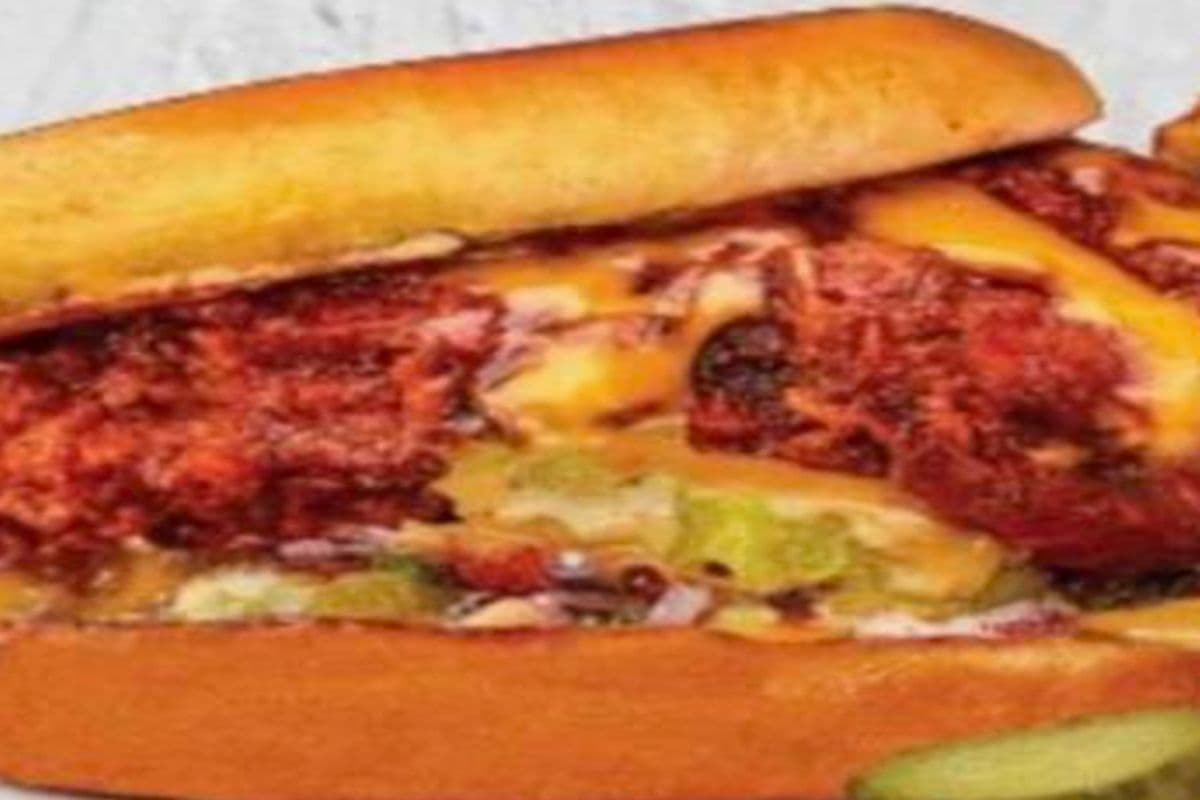 BOGO – Wingery Slider Meal One Slider with Cajun Fries and a Pop