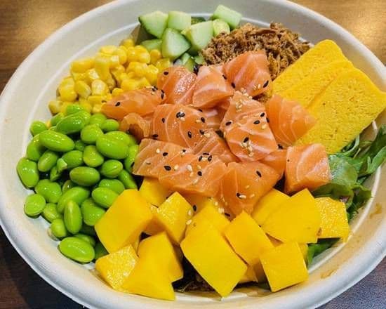 Spicy Mango Salmon Poke Bowl
