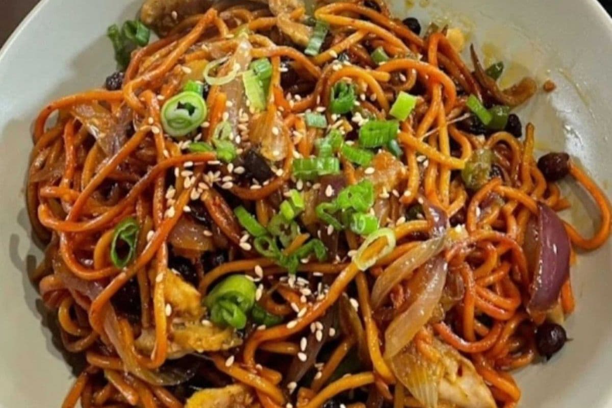 Vegetable Chowmein (Vegan)
