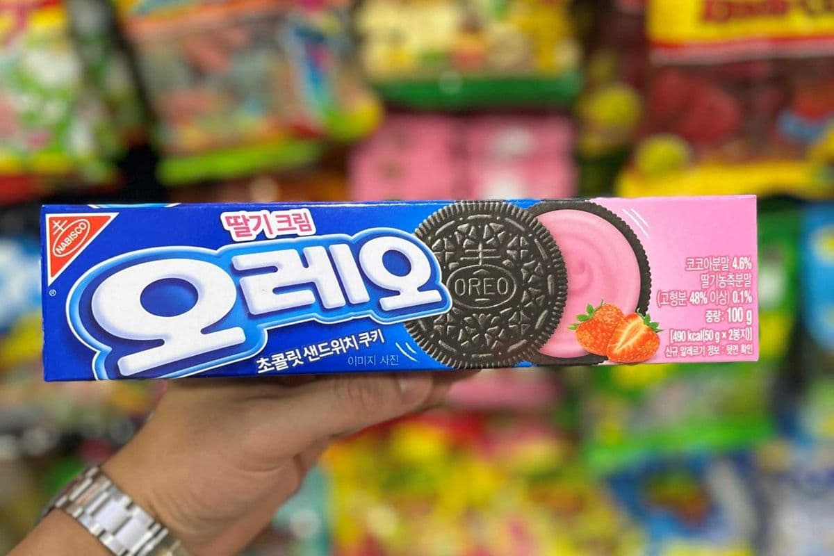 (KOREA) OREO STRAWBERRY CREME - 100G
