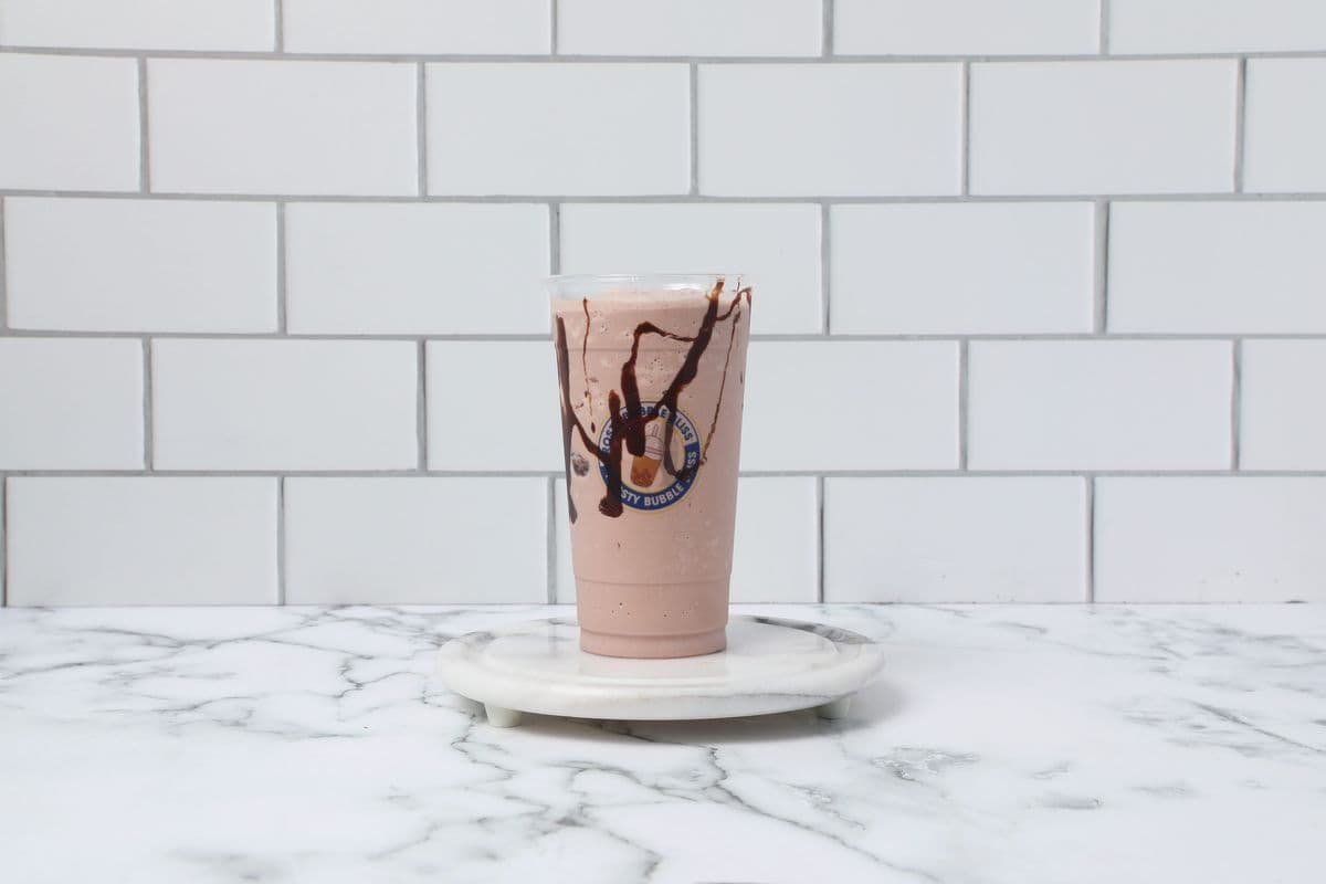 Chocolate Milk Shake with Oreo Cookies Boba Shake