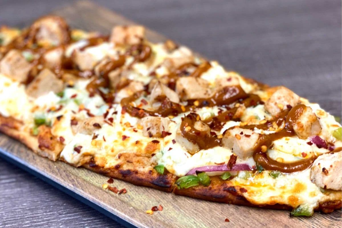 Thai Chicken Flatbread