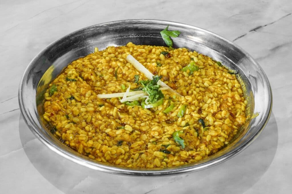 Dhabba Style Mash Daal