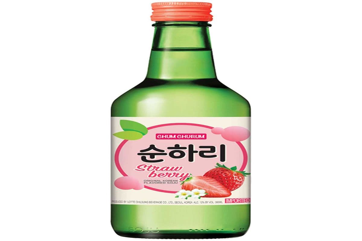 CHUM CHURUM STRAWBERRY - SOJU 360 ML (1 x 360 ML)