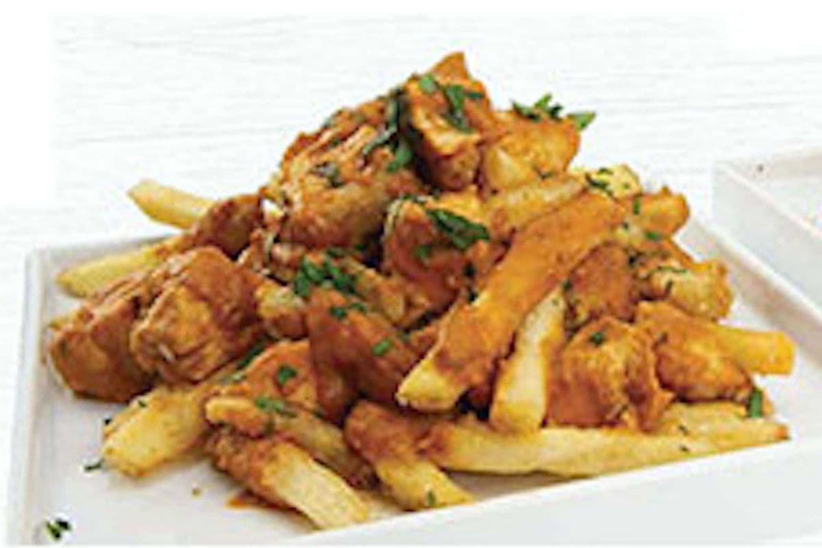 French Fries with Butter Chicken (980 Cal)
