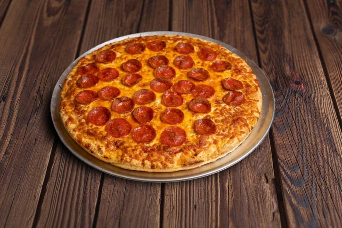14" Large Lil Ava's Special Pizza
