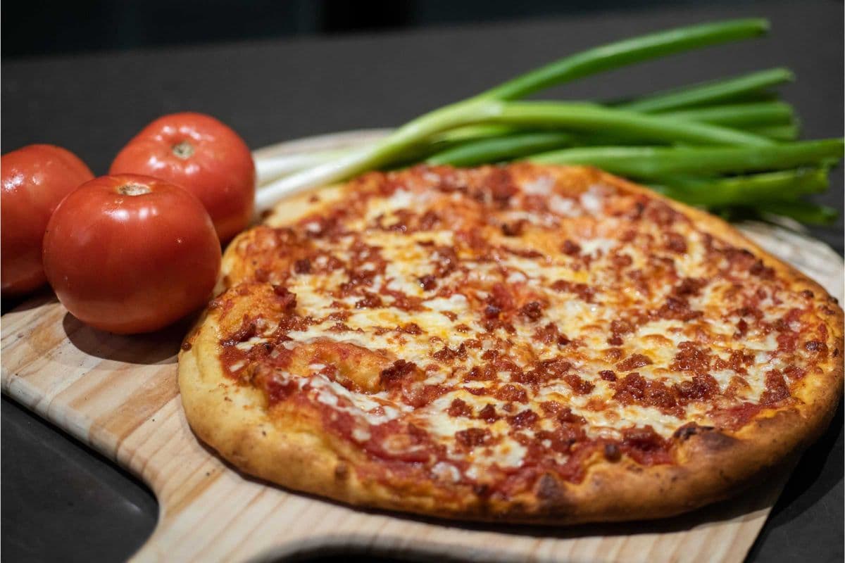 Large Plain Jane Pizza
