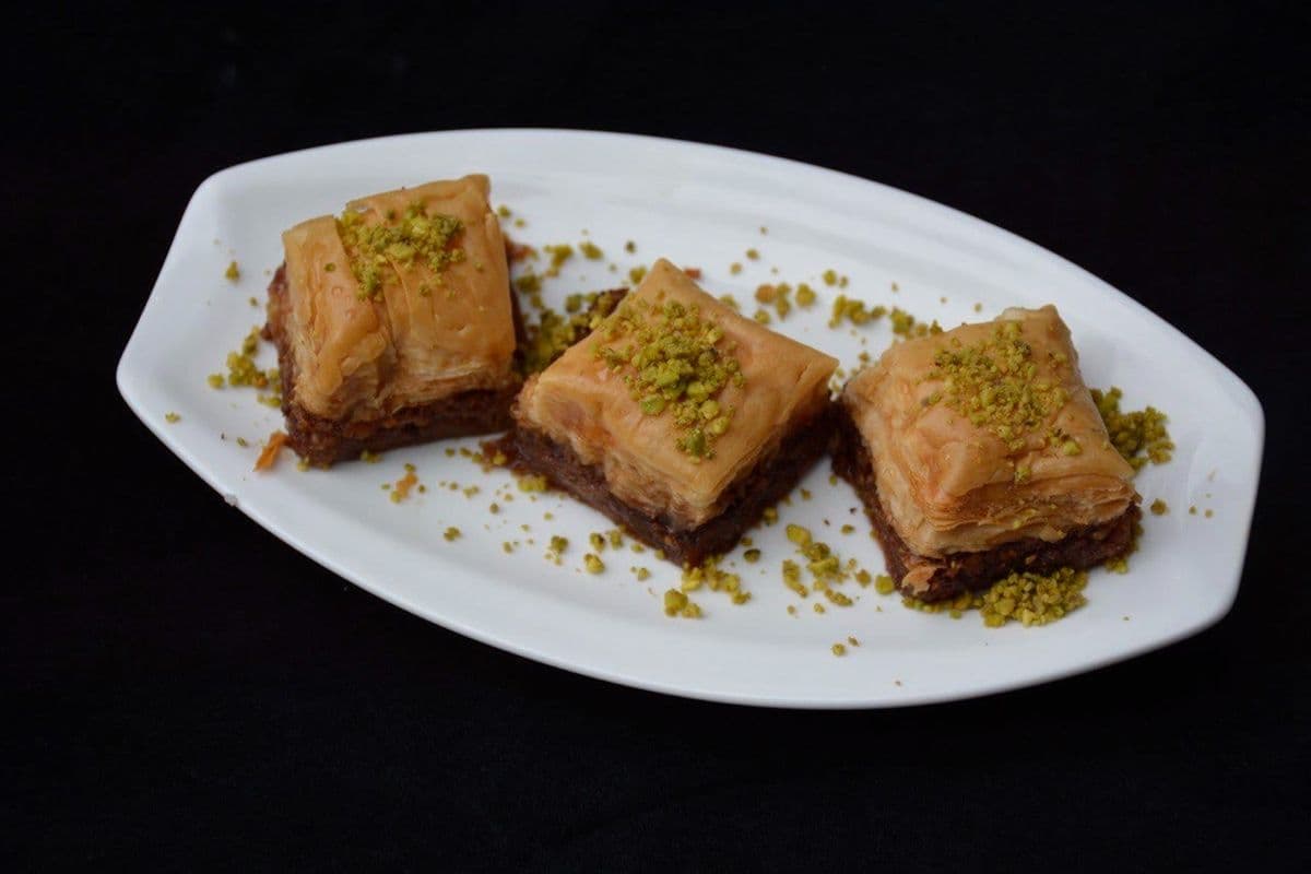 Baklava (3 Mcx) / Baklava (3 Pcs)