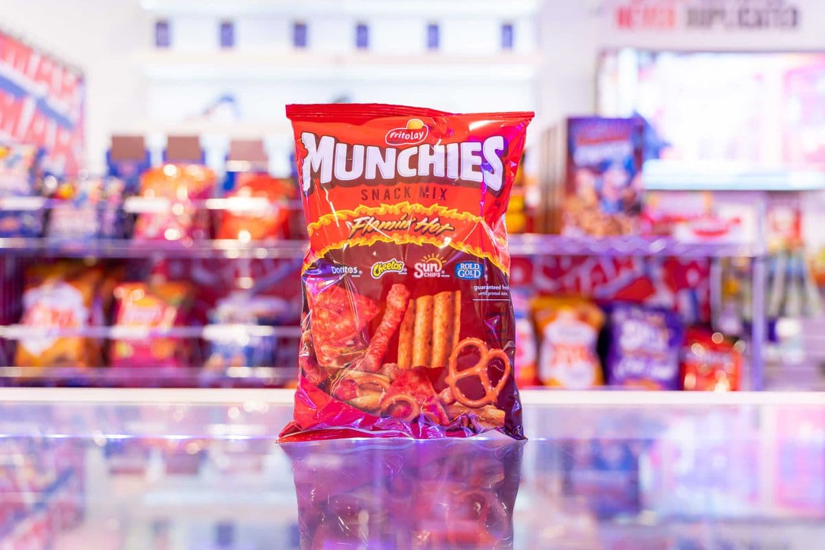 Munchies Snack Mix Flamin' Hot (8oz)