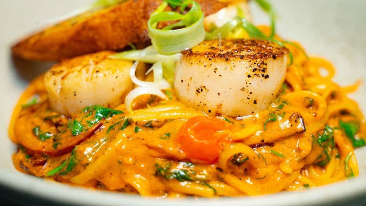 Blackened Scallop Pasta