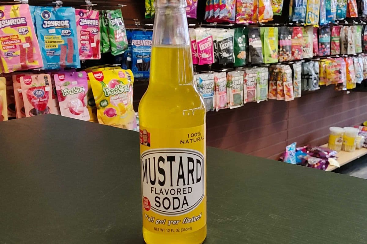 Mustard Flavored Soda (355 ml) (355ml)