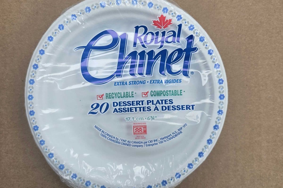 Royal chinet paper plates (17.1cm desert plates )
