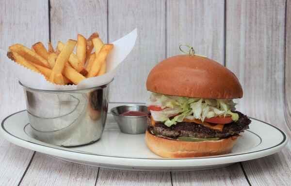 Hollywood Burger