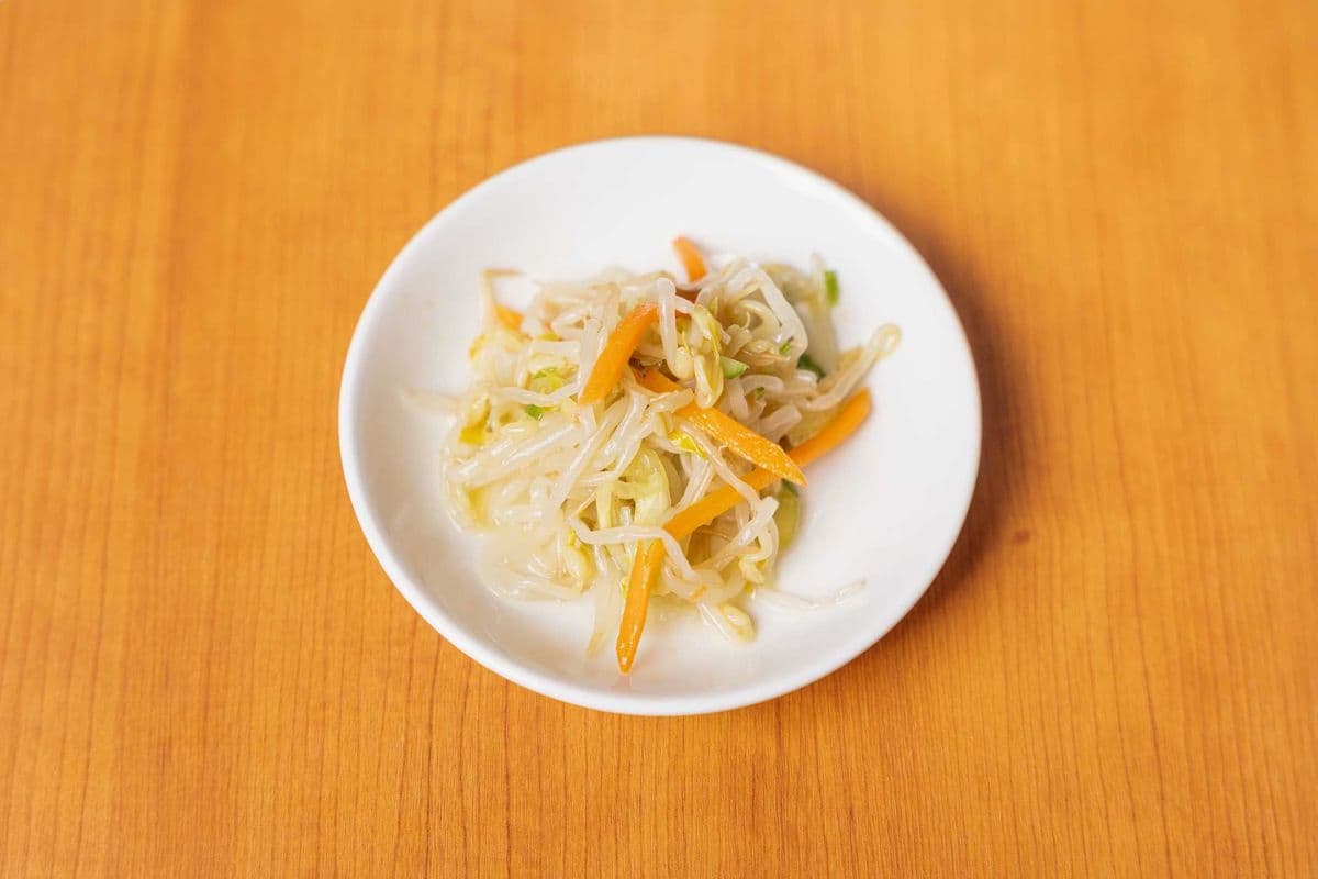 Steamed Bean Sprout with Sesame Oil (12 oz)
