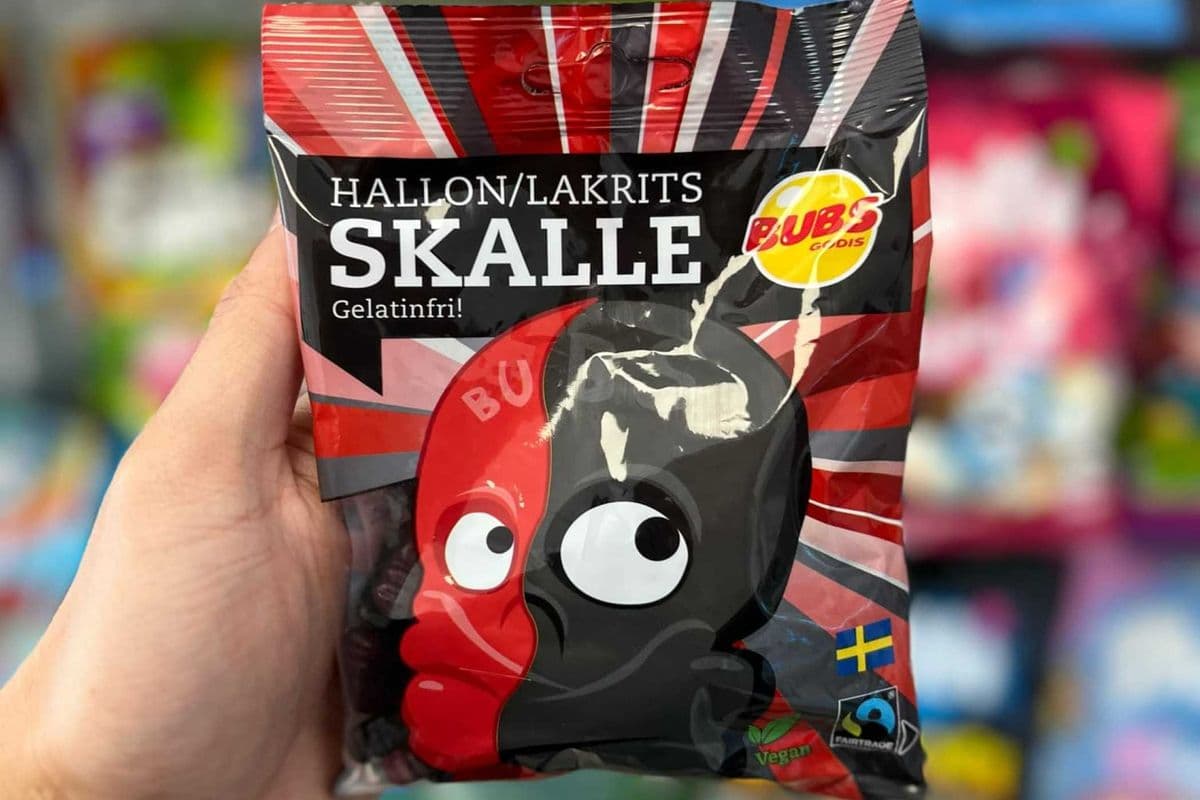 Bubs Raspberry & Licorice Skulls Vegan (Sweden) - 90g