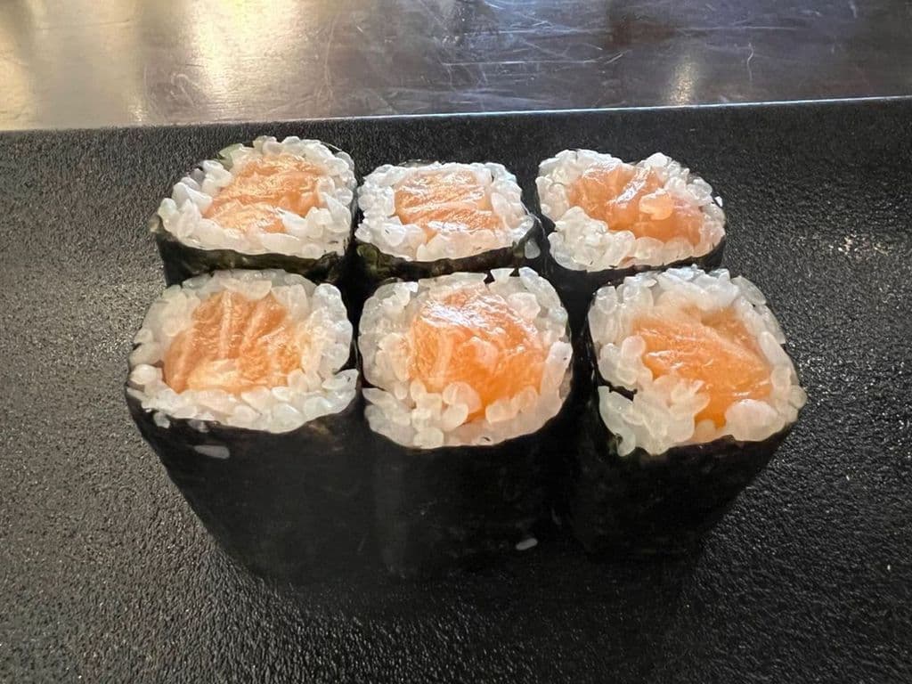 Salmon Maki(6pcs)