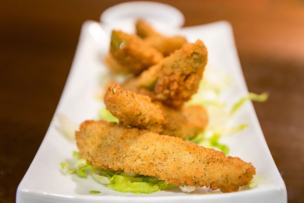 Delicious Deep-Fried Pickles (5 pcs)