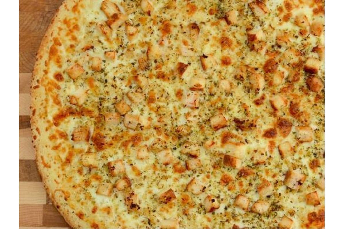 Medium Chicken Parmesan Pizza