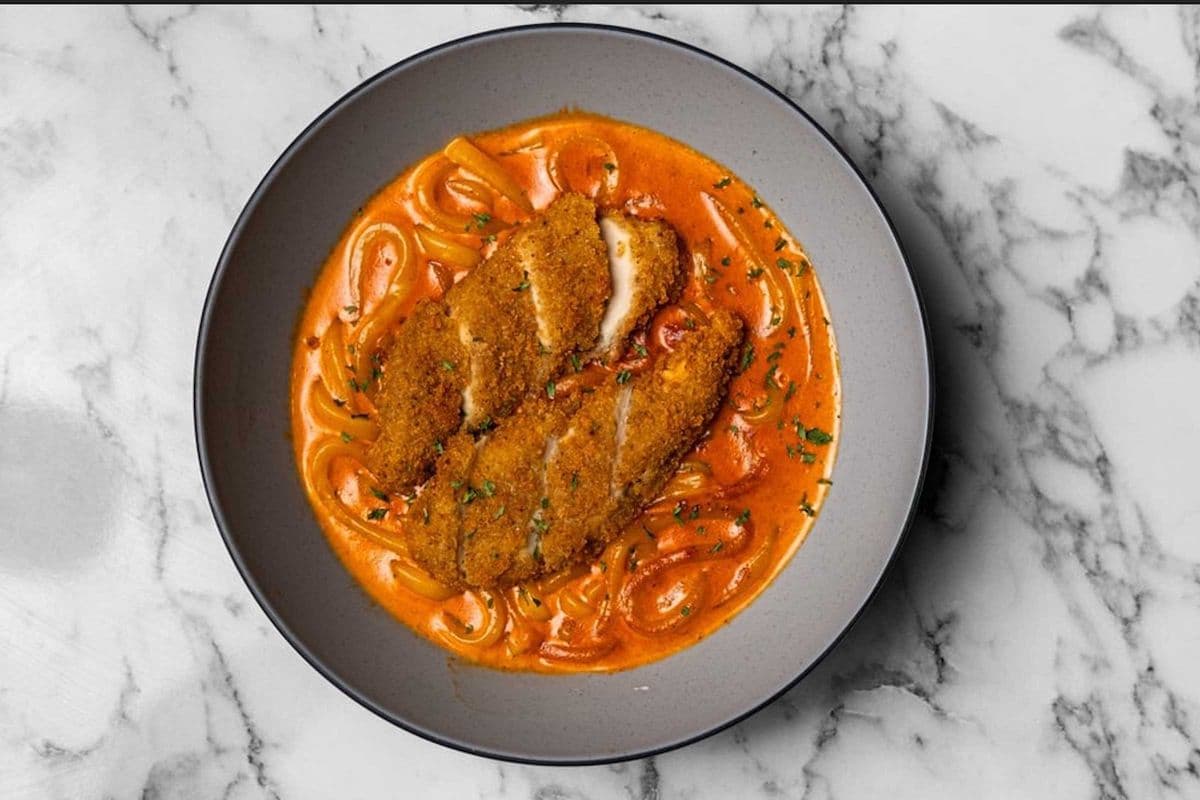 Rose Chicken Udon(로제 치킨 우동)