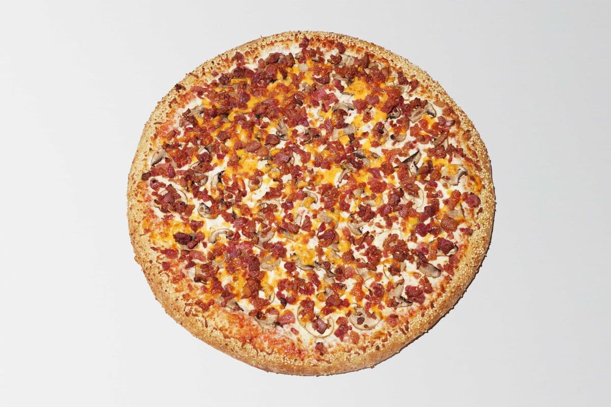 X-Large Bacon and Mushroom Pizza