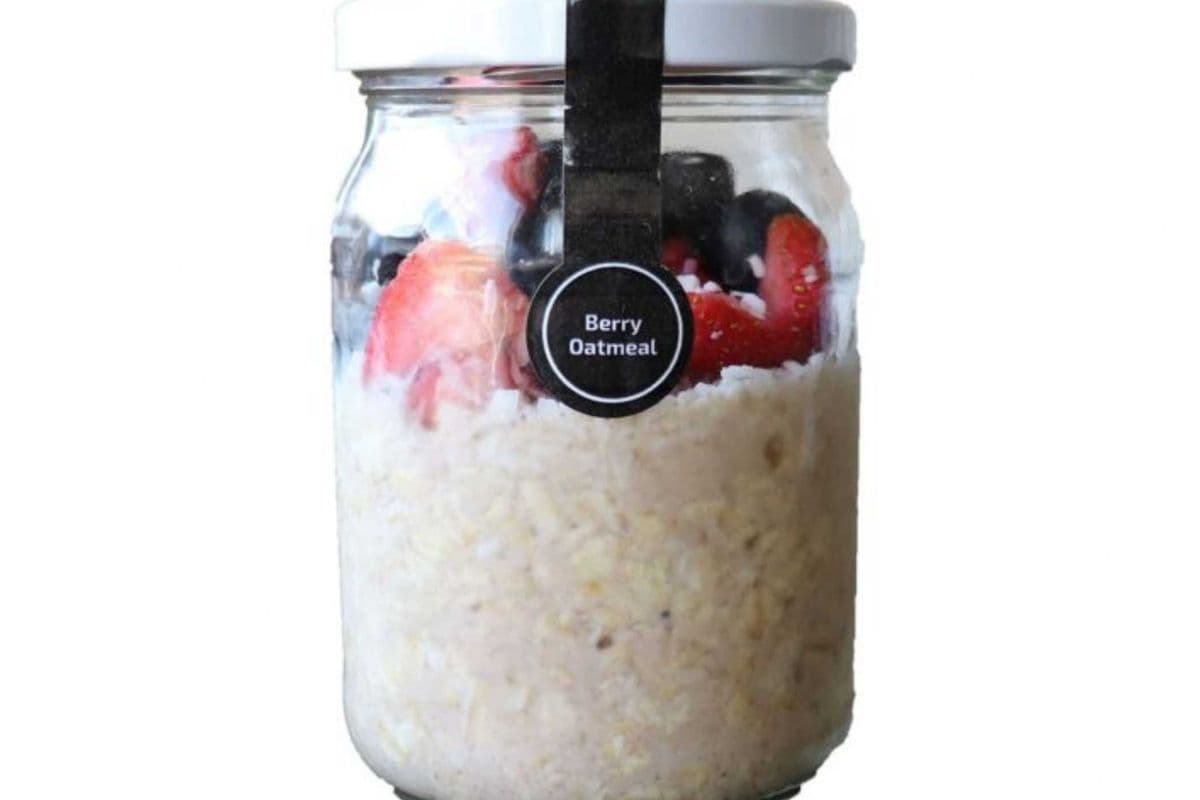 Berry Oatmeal - 375 g (375) (370 Cal)