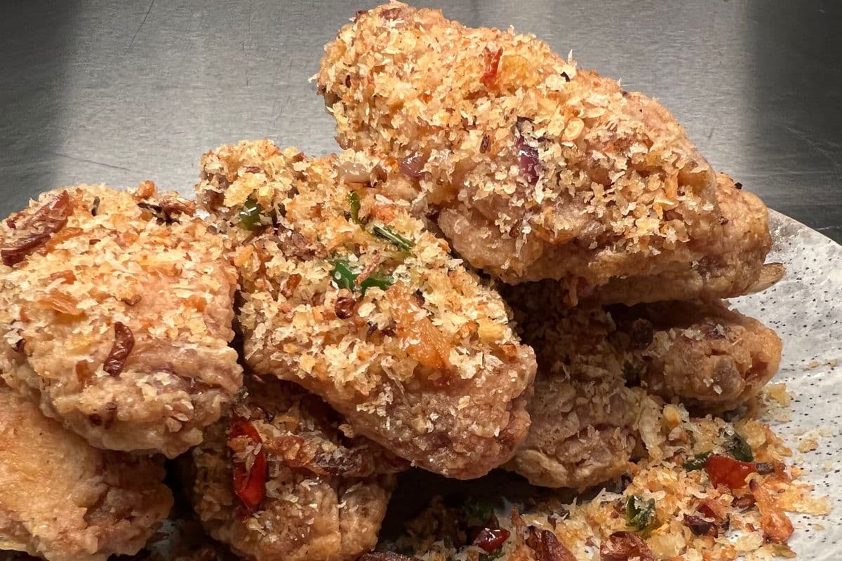 Chicken Winglets (8 pcs) 風沙脆雞中翼