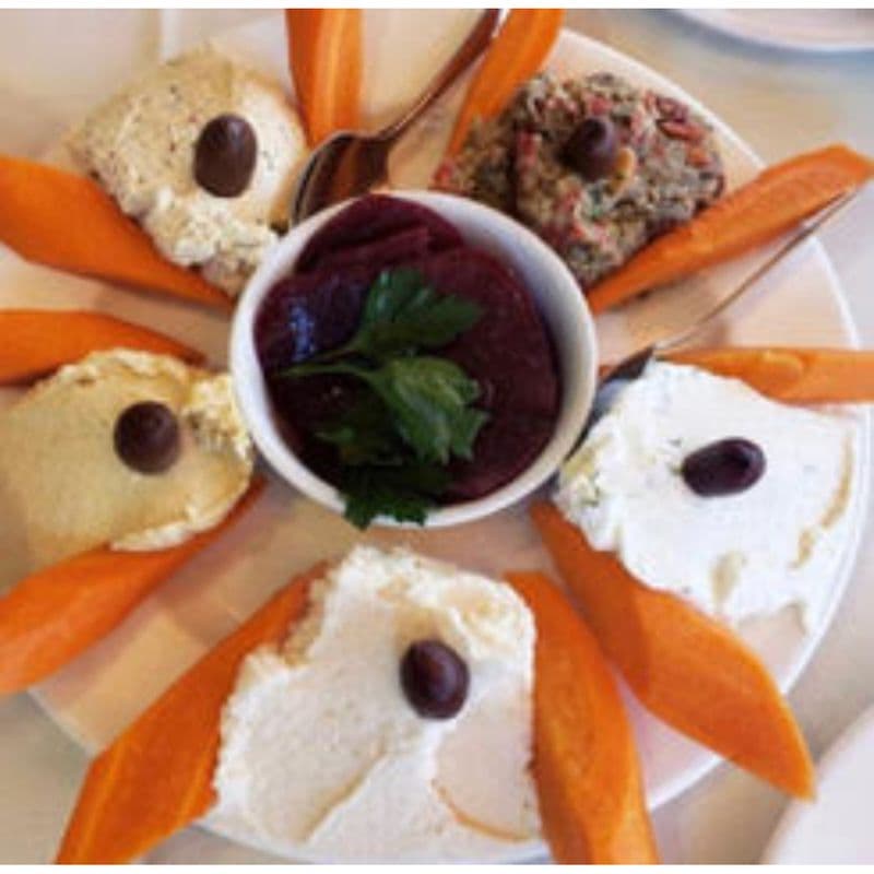Small Pantheon Dips Pikilia