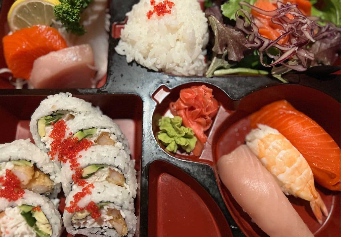 Bento E (Sushi Sashimi Box)