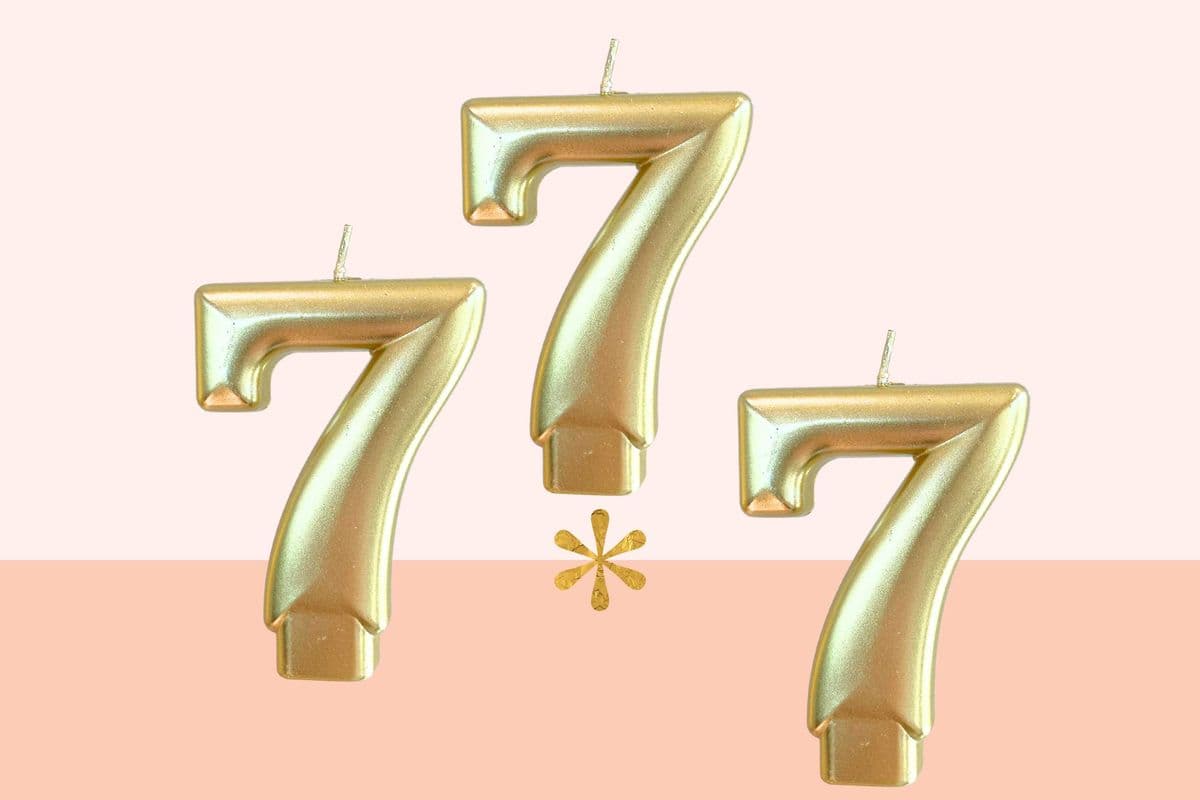 Gold Candle - #7