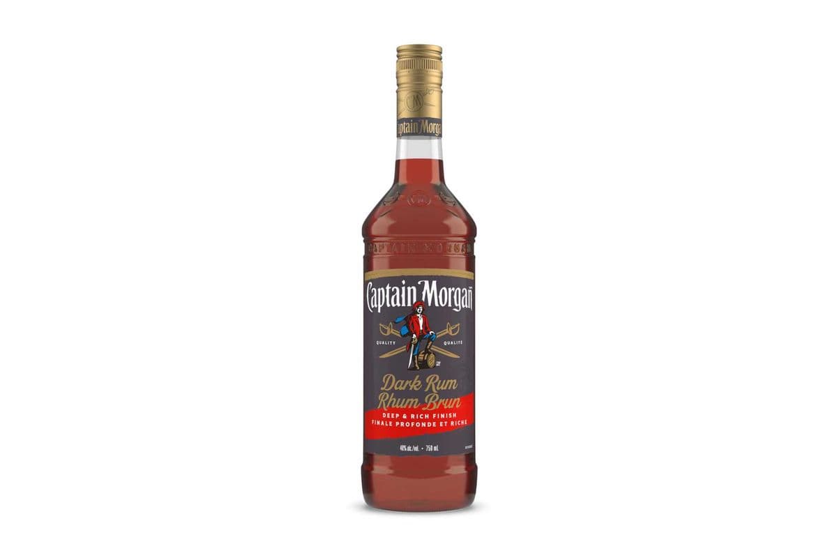 Captain Morgan Black (1 x 750 ml Bottle)