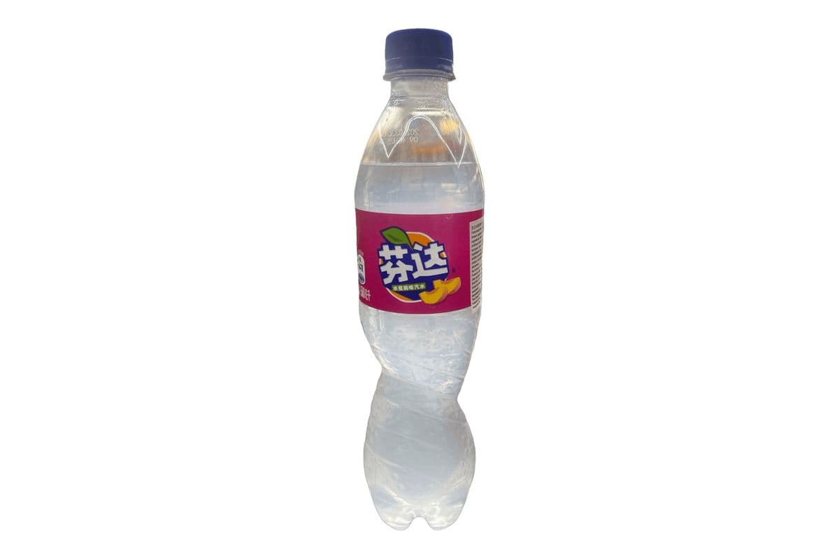 Fanta White Peach - China (500 ml) (168 Cal)