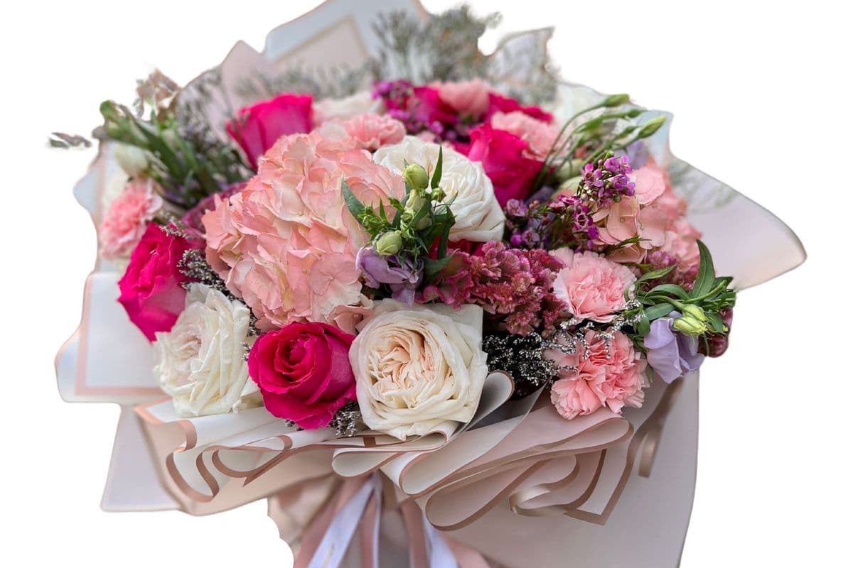 PREMIUM - Seasonal Mix Flower Bouquet – Designer’s Choice – Flowers last 10 days