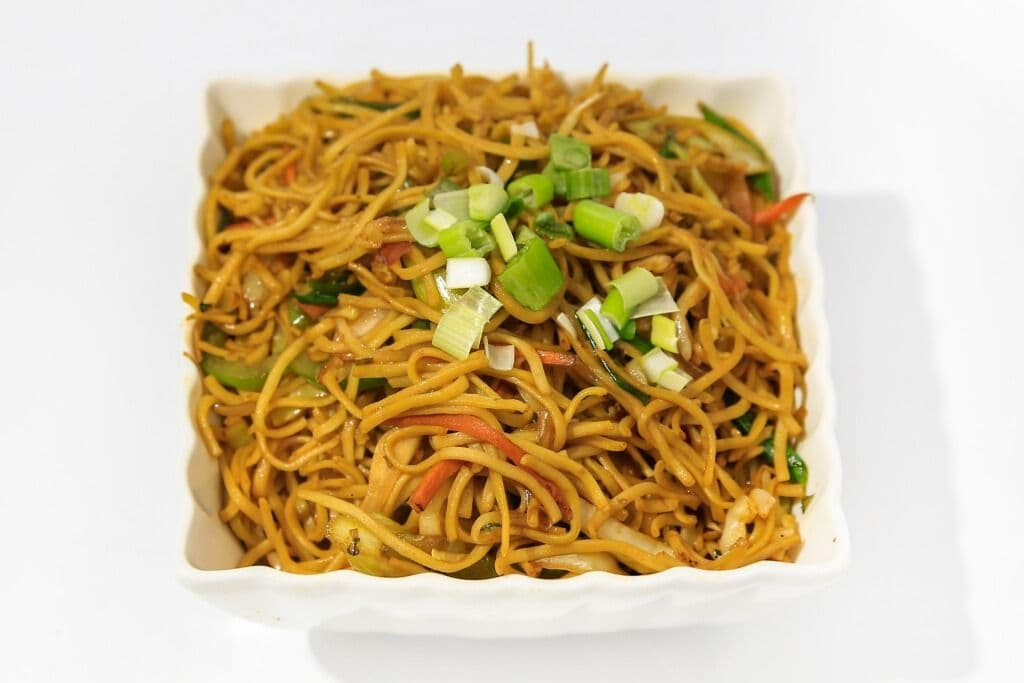 Veg Hakka Noodles
