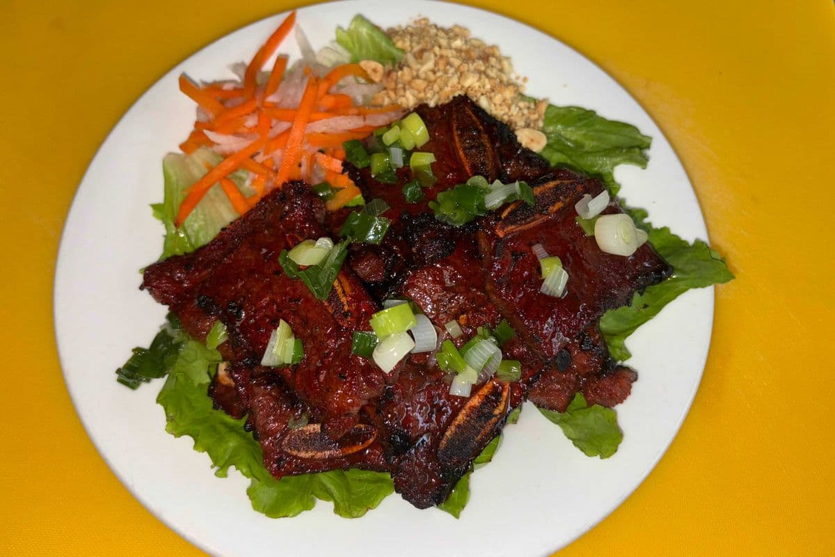 06. Grilled Lemongrass Beef Short Ribs / Sườn Bò Nuởng