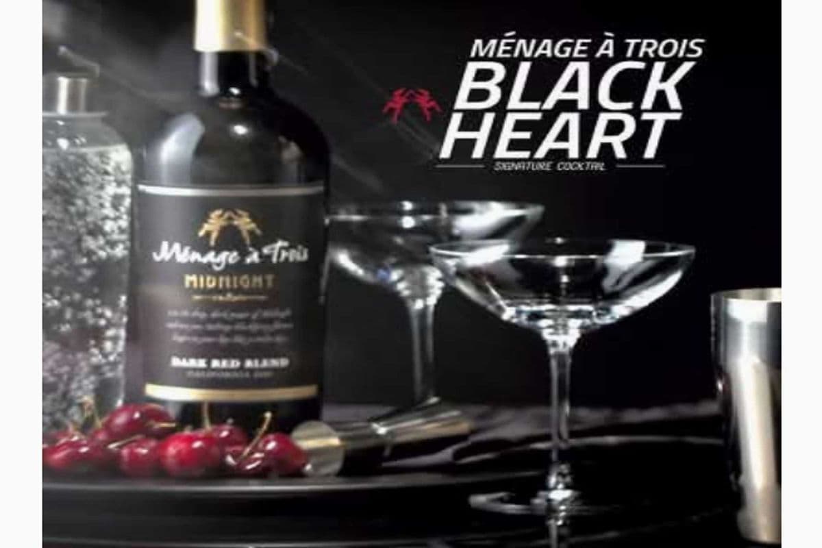 MENAGE A TROIS MIDNIGHT (1 x 750ML)