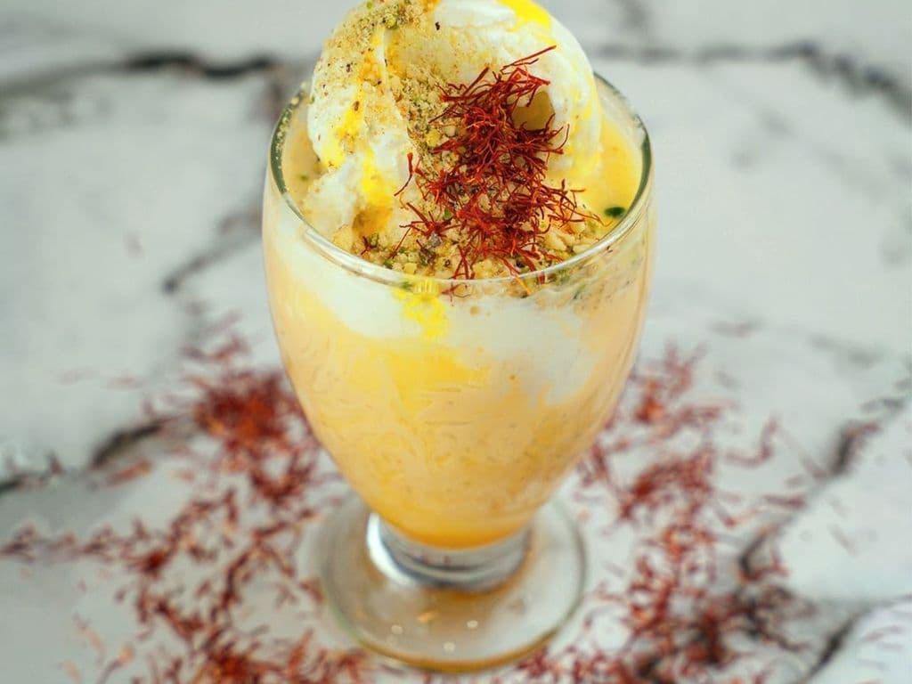 Kesar Elaichi Falooda