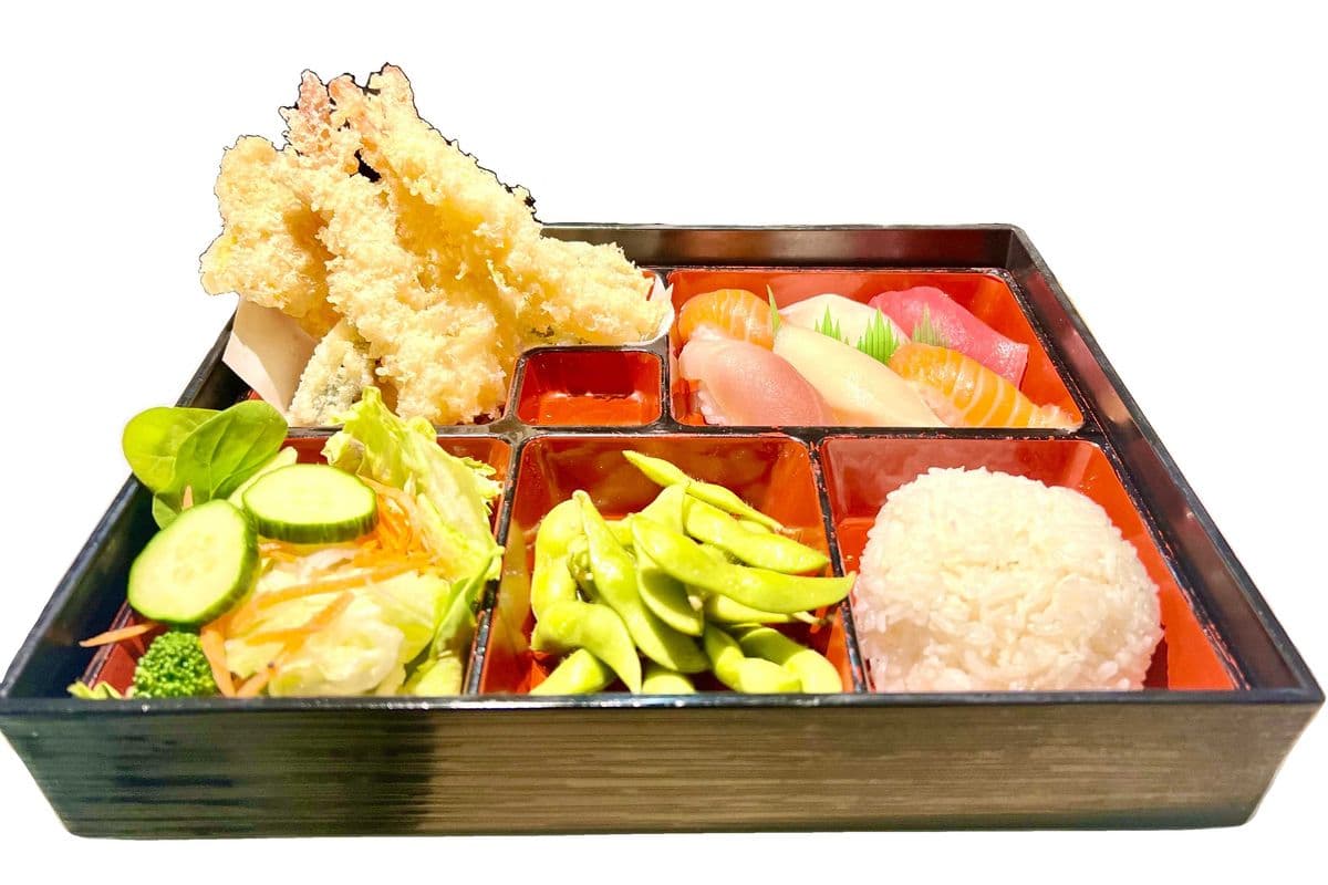 Tempura + Sushi (6 pcs)