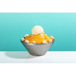 MANGO CHEESECAKE Bingsu/ 망고 치즈 케이크 빙수/ 芒果芝士蛋糕刨冰
